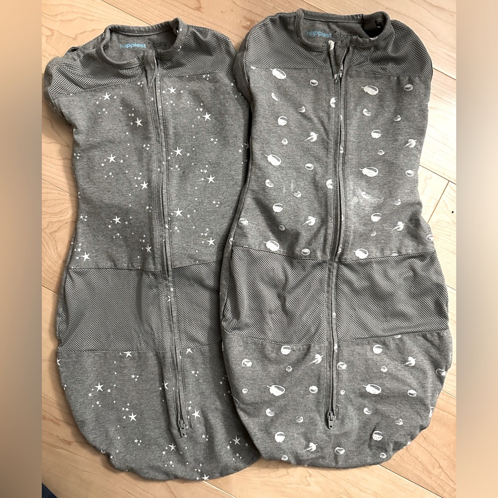 Sleepea swaddles, like new, size M